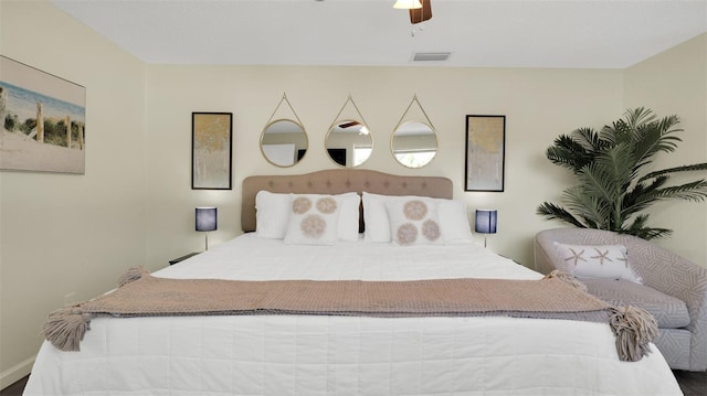 bedroom featuring ceiling fan