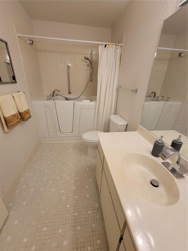 full bathroom with oversized vanity, toilet, shower / bath combo with shower curtain, and tile flooring