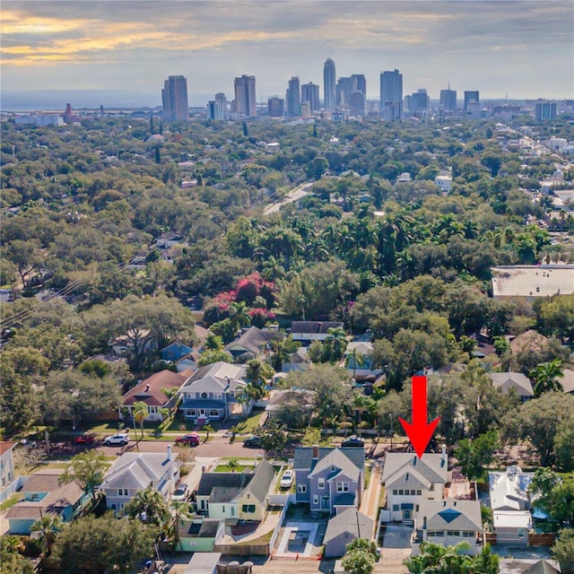 view of aerial view at dusk