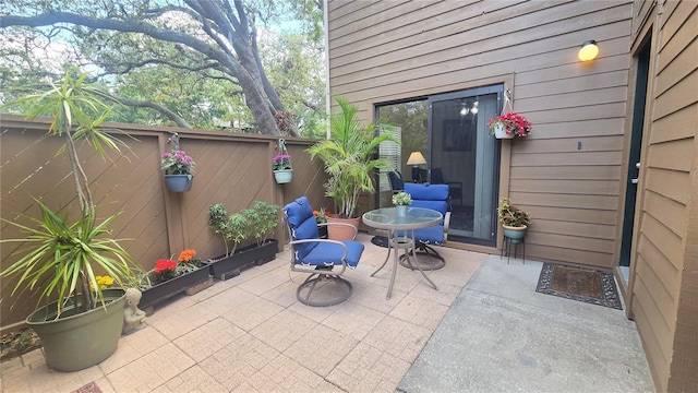 103 Cypress Pond Rd Unit 103, Palm Harbor, FL 34683 - view of patio / terrace with fence