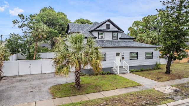 view of front of house