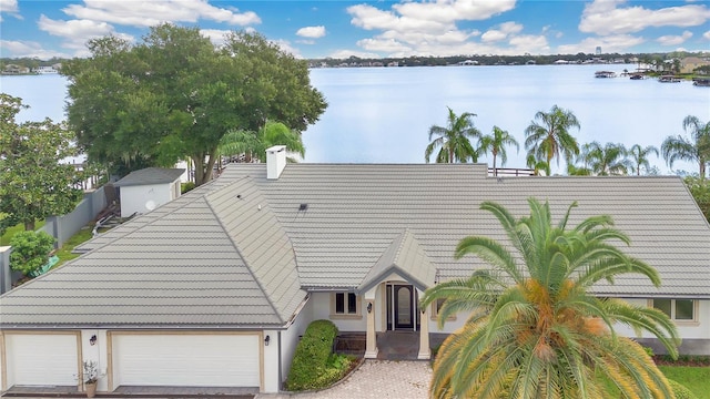 bird's eye view featuring a water view