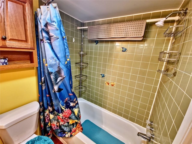 bathroom featuring toilet and shower / bathtub combination with curtain