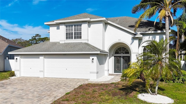 view of front facade with a garage