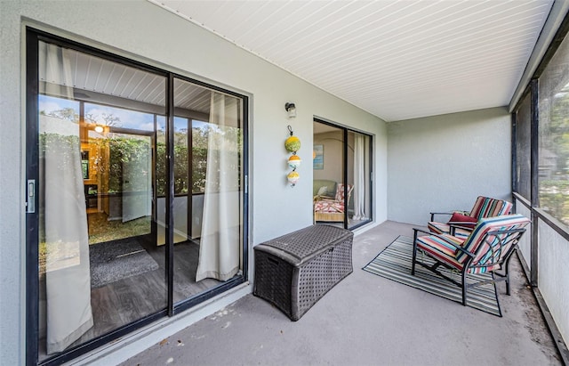 view of sunroom / solarium