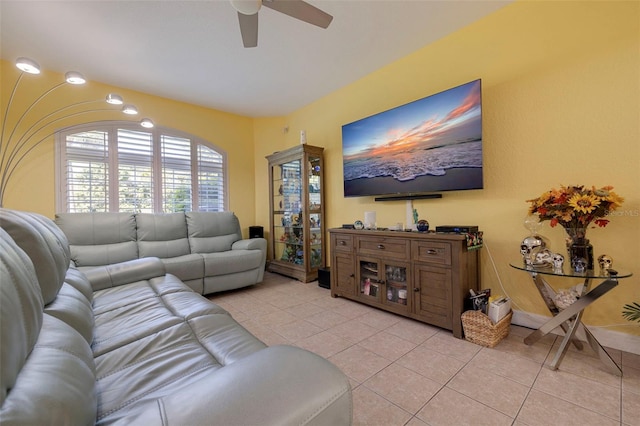 6251 Vista Verde Dr W, Saint Petersburg, FL 33707 - photo 11