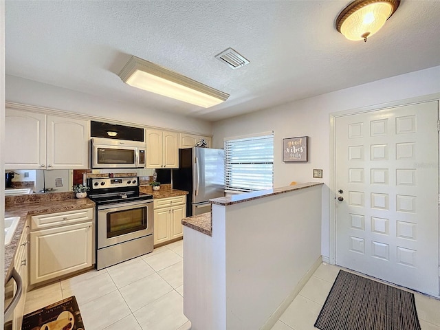 1801 Mariner Dr Unit 20, Tarpon Springs, FL 34689 - photo 7