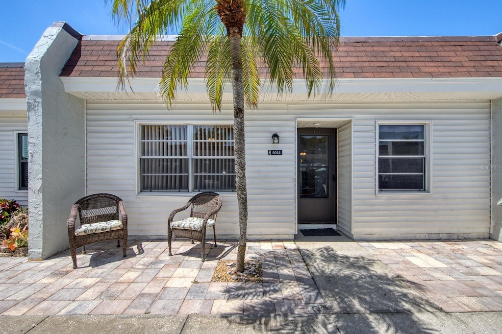 9014 Mission Oaks Blvd Unit 9014, Seminole, FL 33776 - photo 1