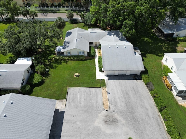 drone / aerial view featuring a residential view