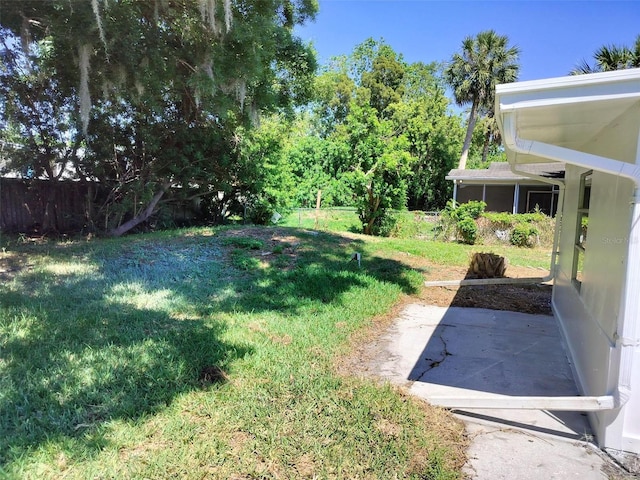 view of yard with a patio