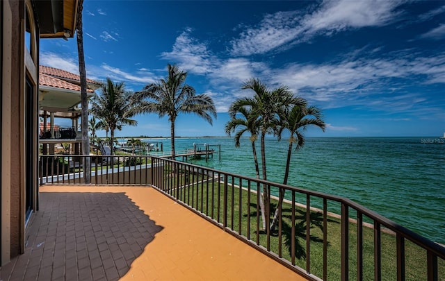 806 Columbus Dr, Tierra Verde, FL 33715 - photo 26