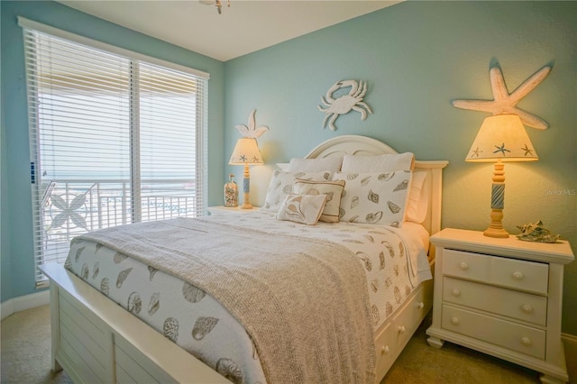 bedroom with carpet