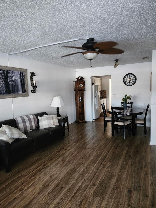 5347 81st Ln N Unit 22, Saint Petersburg, FL 33709 - photo 2