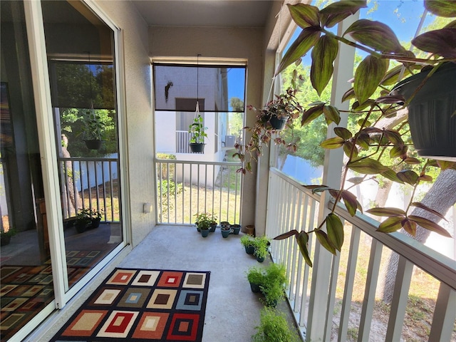 view of sunroom / solarium