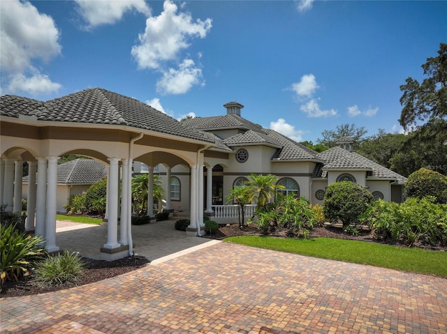 view of front of home with covered porch