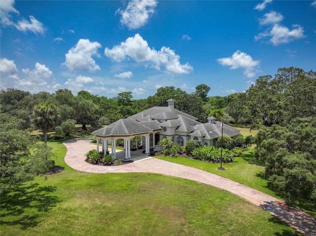 view of front of house with a front yard