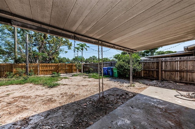 view of yard with a patio area