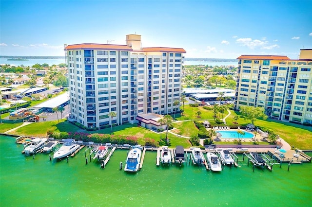 bird's eye view featuring a water view