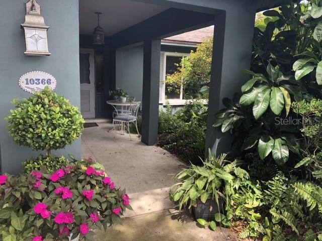 entrance to property featuring a patio