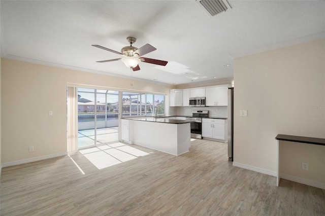 910 Spindle Palm Way, Apollo Beach, FL 33572 - photo 4