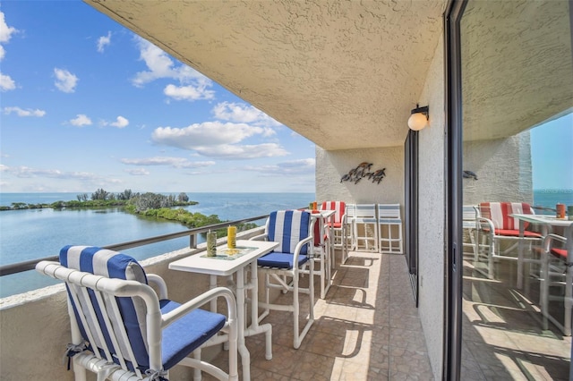 6035 Sea Ranch Dr Unit 505, Hudson, FL 34667 - balcony featuring a water view