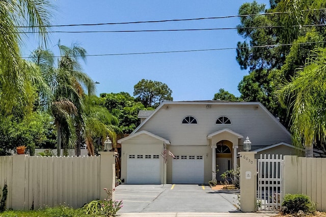 view of front facade featuring a garage