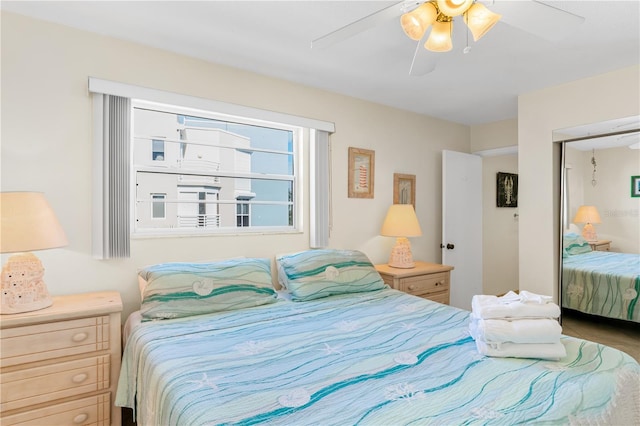 bedroom featuring ceiling fan