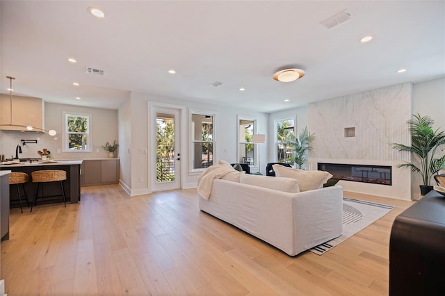 1735 Massachusetts Ave NE, Saint Petersburg, FL 33703 - photo 10