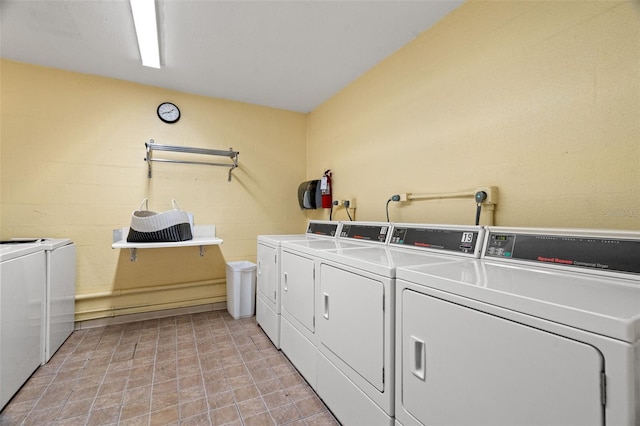 laundry area featuring washer and clothes dryer