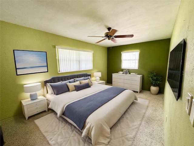 bedroom featuring ceiling fan