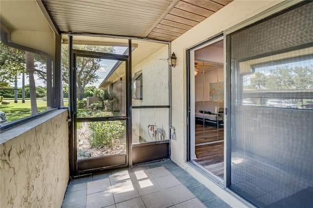 view of unfurnished sunroom