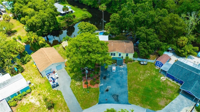 bird's eye view featuring a water view