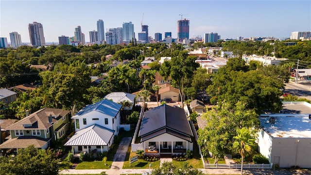 bird's eye view featuring a city view