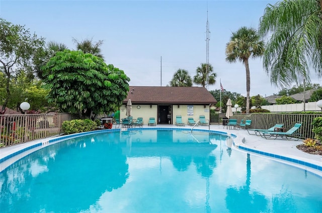 view of swimming pool featuring a patio