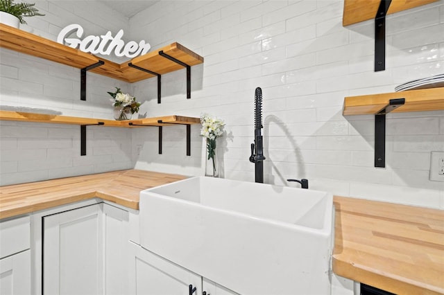 508 Brooker Rd, Brandon, FL 33511 - washroom with a sink