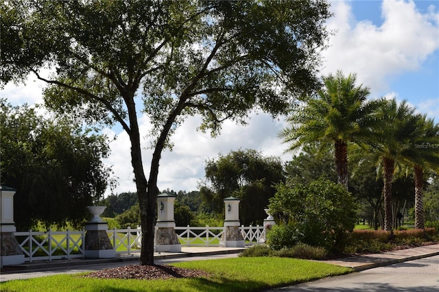 view of home's community