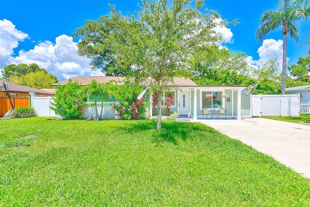 view of front of house with a front yard