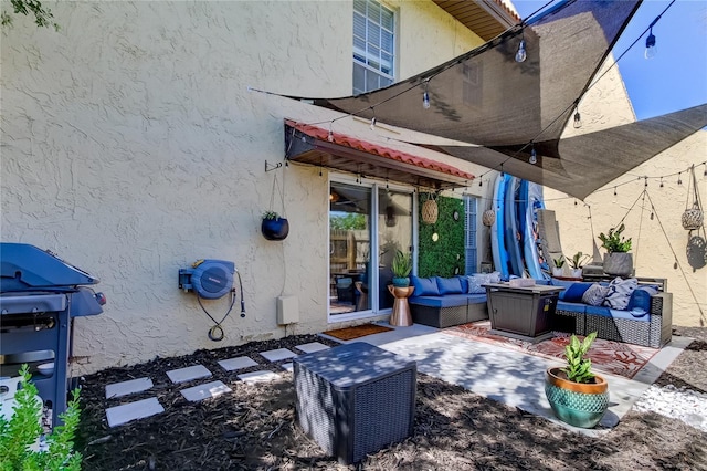 view of patio with outdoor lounge area