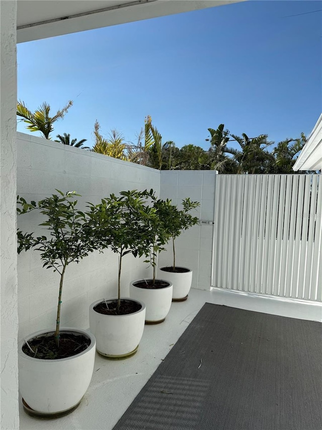 440 64th Ave, St Pete Beach, FL 33706 - view of patio / terrace