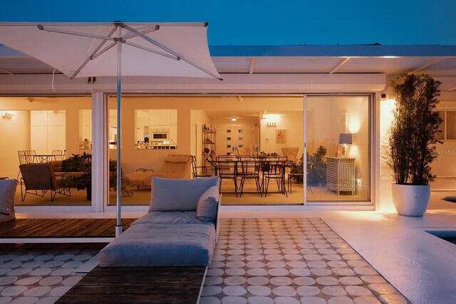 440 64th Ave, St Pete Beach, FL 33706 - view of patio with outdoor dining area
