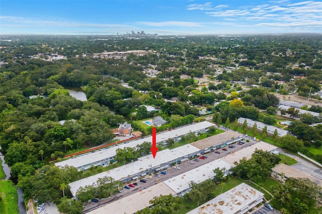 bird's eye view featuring a water view