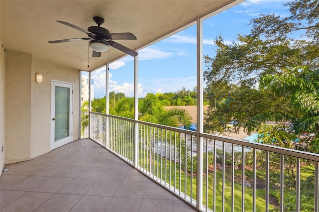 balcony with a ceiling fan