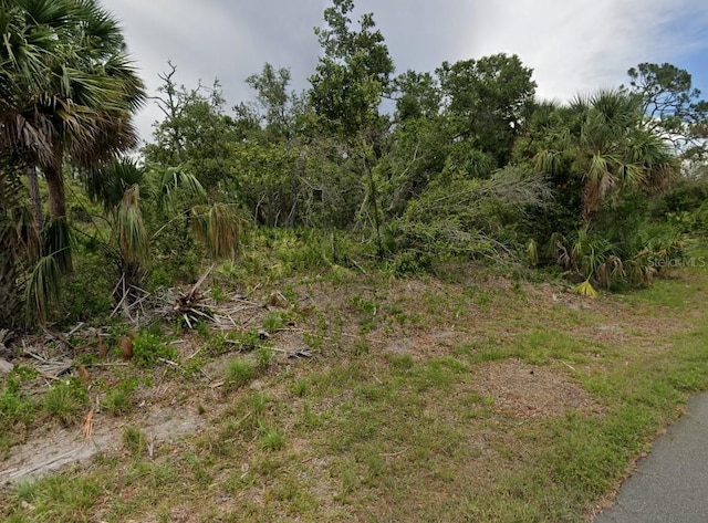 Listing photo 2 for 14472 Ridgeway Ave, Port Charlotte FL 33953