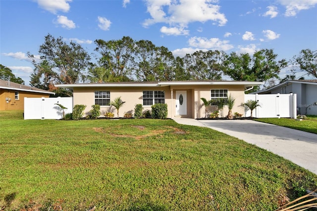 single story home with a front yard