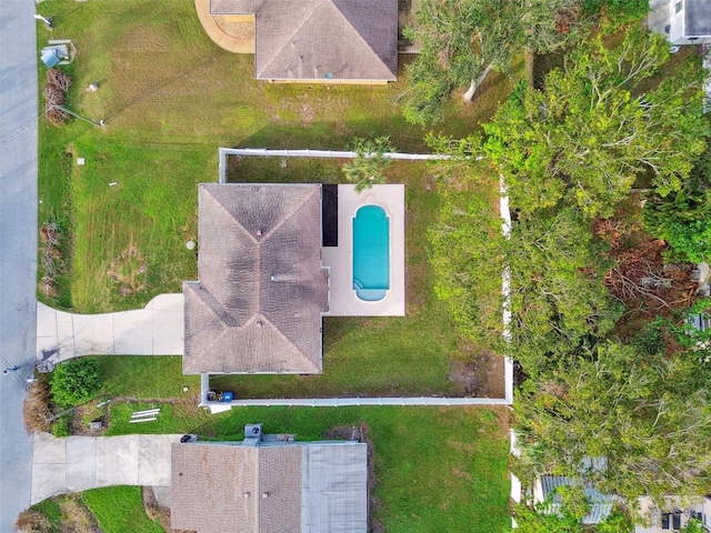 831 Searcy Ave, Sarasota, FL 34237 - view of subject property featuring a pool