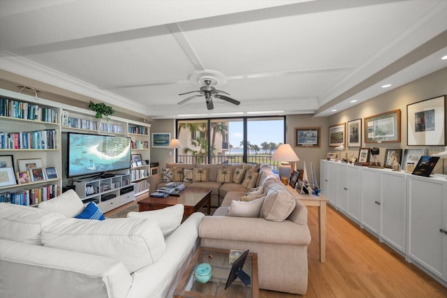 living area featuring ceiling fan, ornamental molding, light wood-type flooring, and recessed lighting