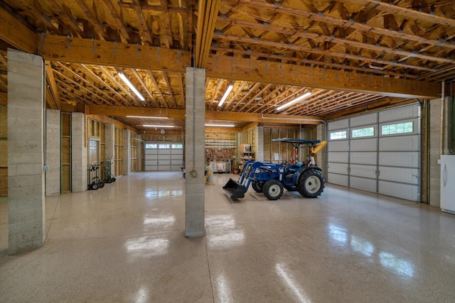 garage featuring washer / dryer