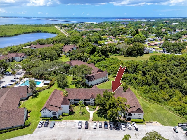 bird's eye view featuring a water view