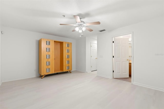 spare room with ceiling fan