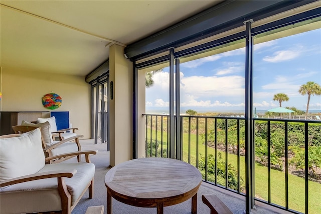 view of sunroom / solarium